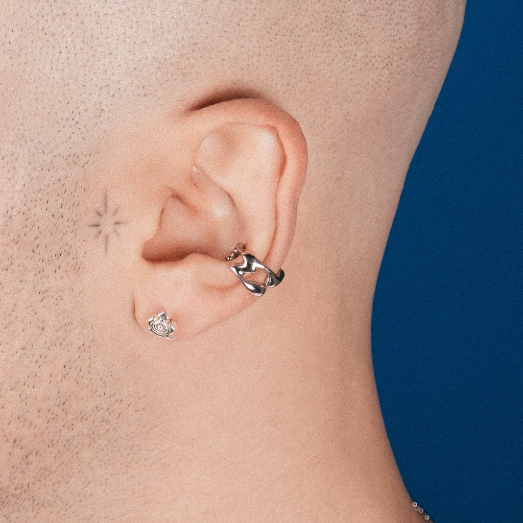 #E9 EARCUFF